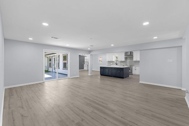 11402 Ash Creek Drive, Houston, TX 77043