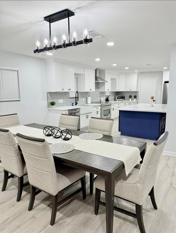 11402 Ash Creek Drive, Houston, TX 77043