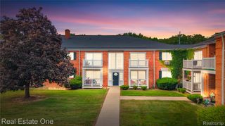 2405 Torquay Avenue 207, Royal Oak, MI 48073