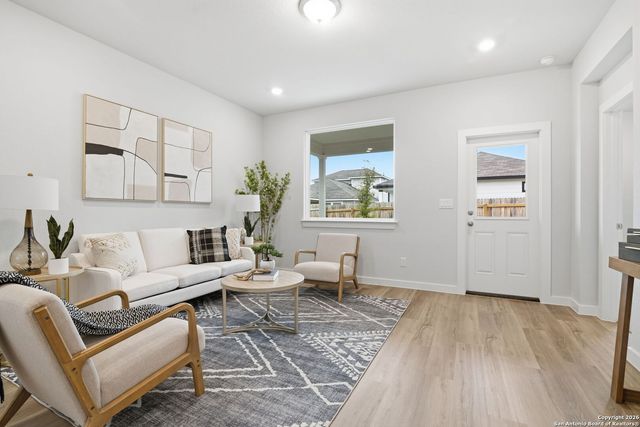 749 Whitman Street, New Braunfels, TX 78130