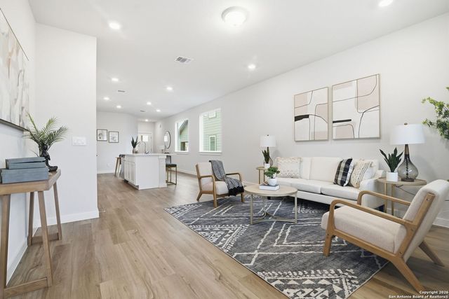 749 Whitman Street, New Braunfels, TX 78130