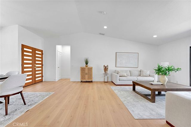 19414 Dry Gulch, Corona, CA 92881