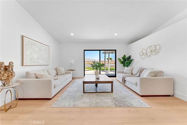 19414 Dry Gulch, Corona, CA 92881
