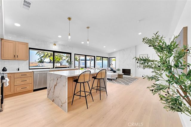 19414 Dry Gulch, Corona, CA 92881