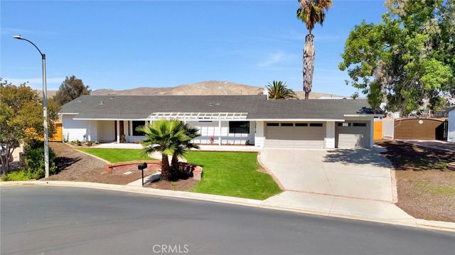 19414 Dry Gulch, Corona, CA 92881