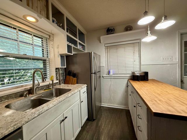 705 Burr Oak Avenue, Evansdale, IA 50707