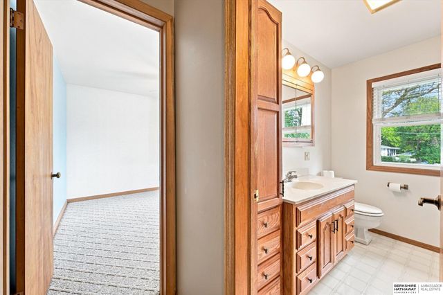1515 N 90th Street, Omaha, NE 68114