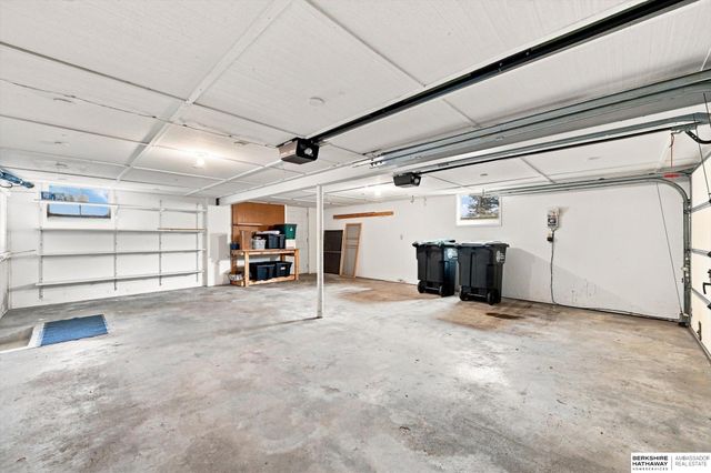 1515 N 90th Street, Omaha, NE 68114