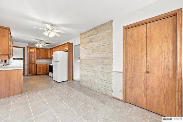 1515 N 90th Street, Omaha, NE 68114