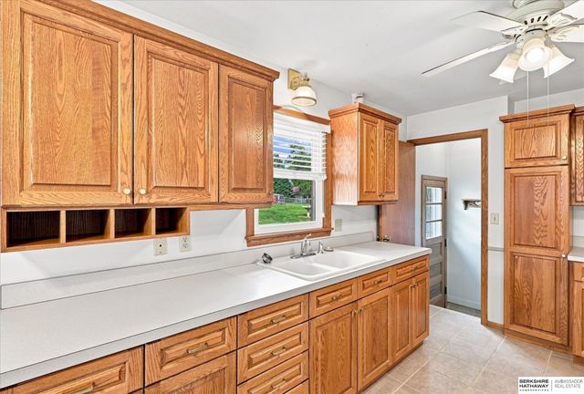 1515 N 90th Street, Omaha, NE 68114