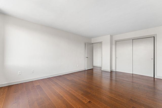 20 Hammond Pond Parkway - Unit 606, Newton, MA 02467