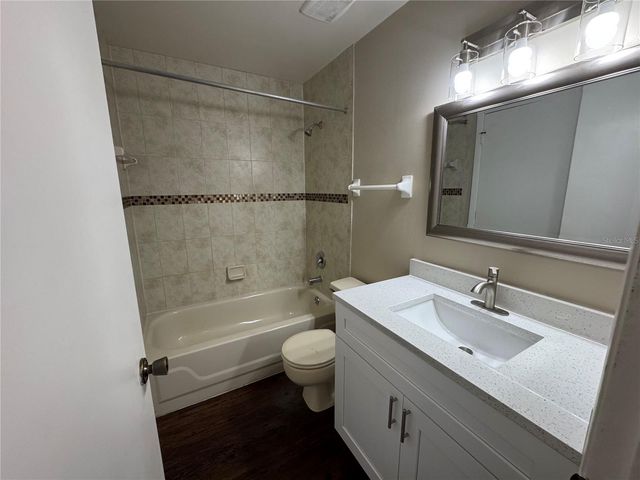 10039 MASSEY STREET, Orlando, FL 32825