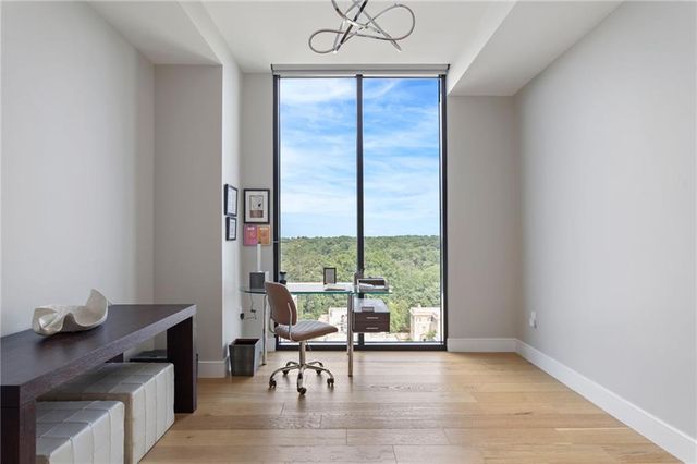 2425 Peachtree Road NE 1412, Atlanta, GA 30305