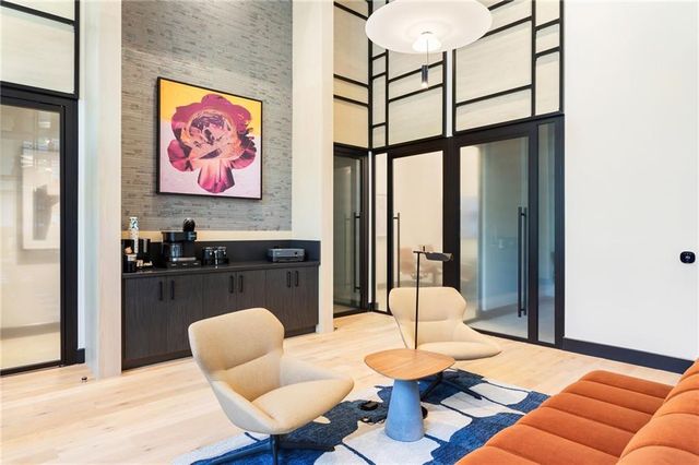 2425 Peachtree Road NE 1412, Atlanta, GA 30305