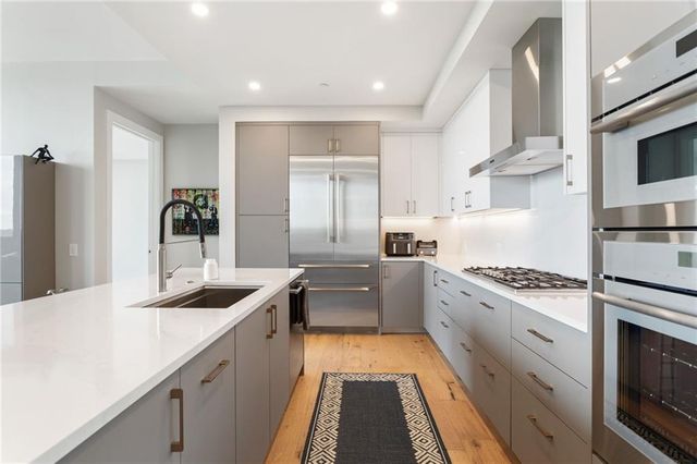 2425 Peachtree Road NE 1412, Atlanta, GA 30305