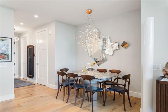 2425 Peachtree Road NE 1412, Atlanta, GA 30305