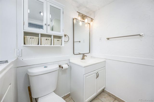 14975 E Radcliff Drive, Aurora, CO 80015