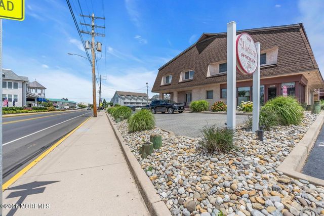 1008 Ocean Avenue, Point Pleasant, NJ 08742