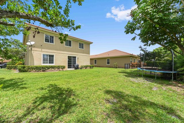 6819 Osage Circle, West Palm Beach, FL 33413