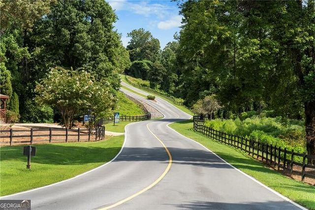 302 Cloisters Court, Waleska, GA 30183
