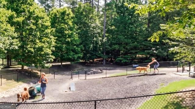 302 Cloisters Court, Waleska, GA 30183