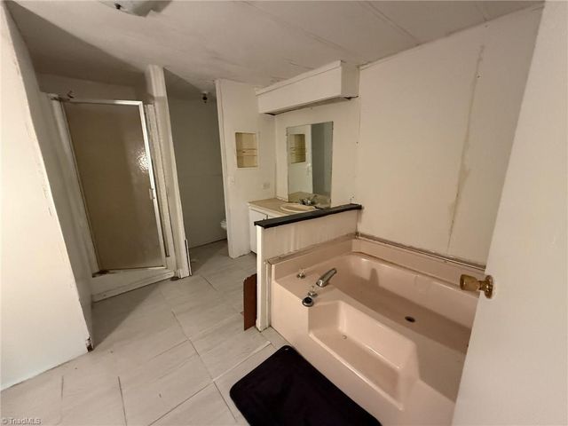 110 Beck Lane, Pilot Mountain, NC 27041