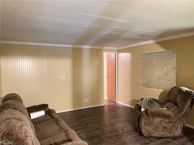 110 Beck Lane, Pilot Mountain, NC 27041