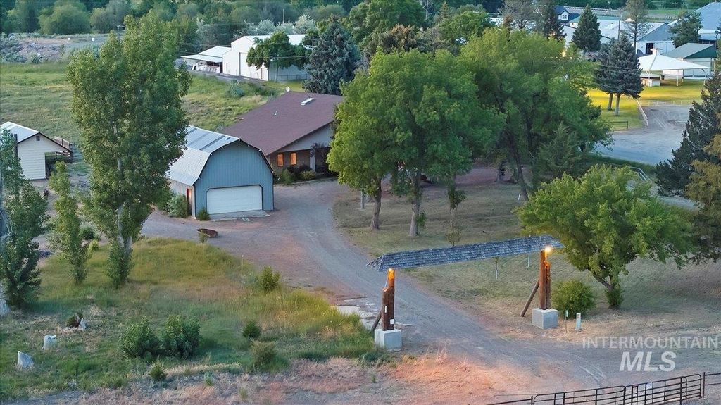 1872 E 1750 S, Gooding, ID 83330 photo 14