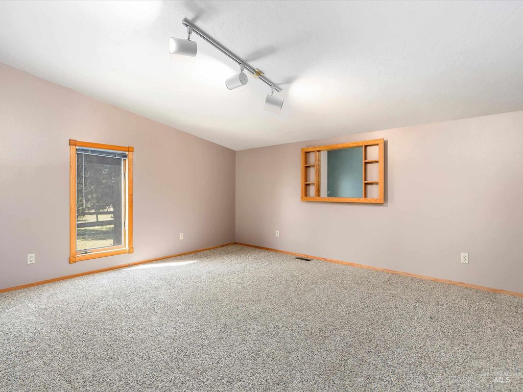 1872 E 1750 S, Gooding, ID 83330 photo 34