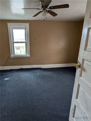 1706 Niagara Street, Niagara Falls, NY 14303