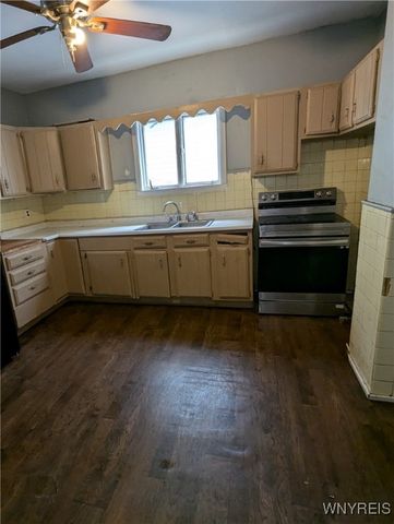 1706 Niagara Street, Niagara Falls, NY 14303