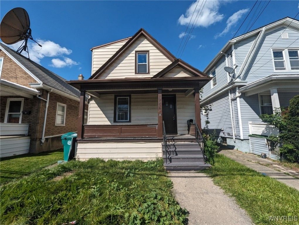 1706 Niagara Street, Niagara Falls, NY 14303