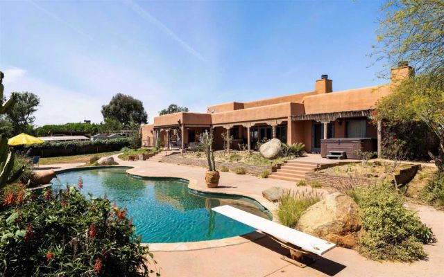 16761 Artesian Breeze Way, San Diego, CA 92127