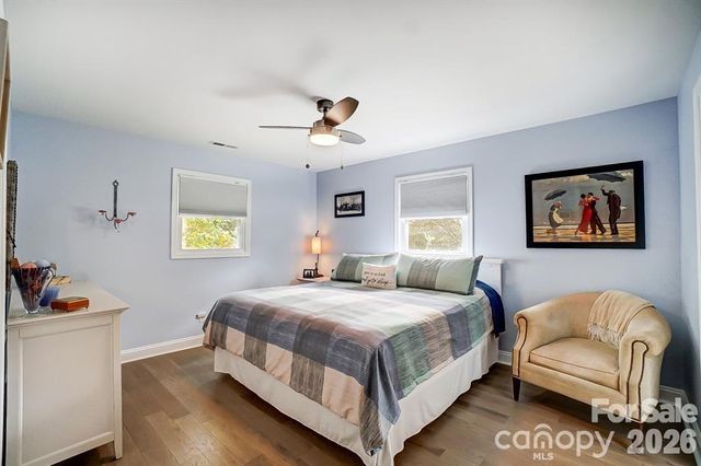 9542 Riviera Drive, Sherrills Ford, NC 28673