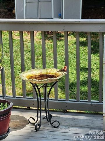 9542 Riviera Drive, Sherrills Ford, NC 28673