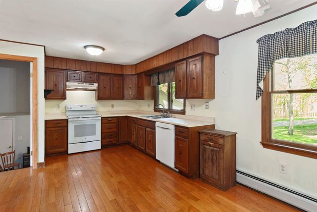 13 Bernier Street, Somersworth, NH 03878