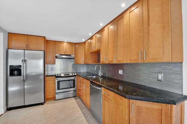 98 Saxony C, Delray Beach, FL 33446