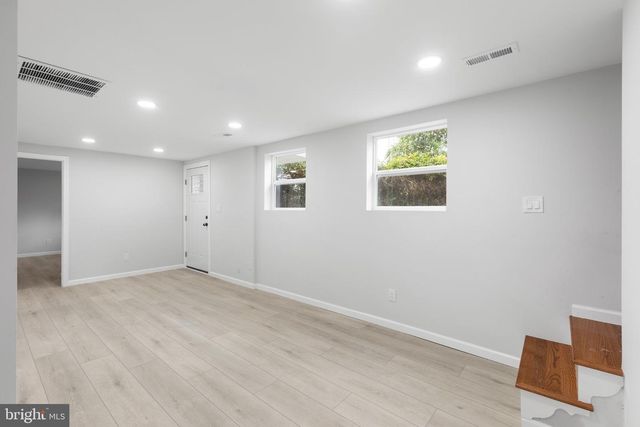 1528 HUNT AVE, Landover, MD 20785