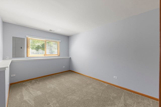 8227 Auburn Lane, Frankfort, IL 60423