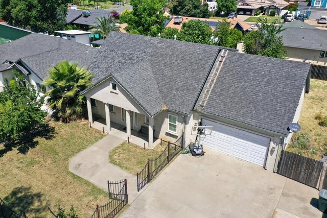 215 Singh Ave, Rio Linda, CA 95673