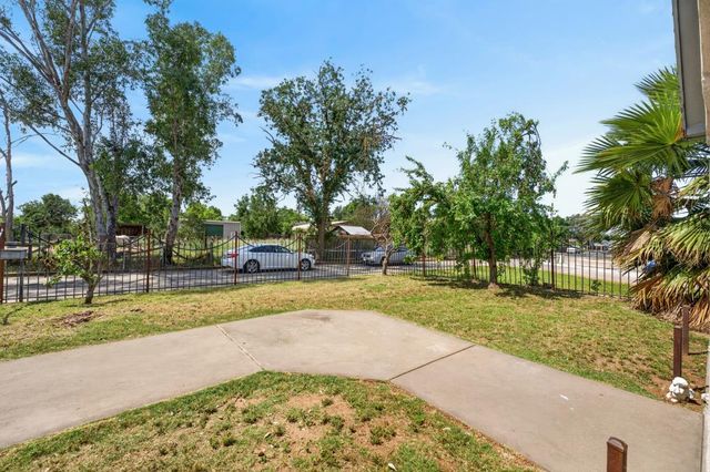 215 Singh Ave, Rio Linda, CA 95673