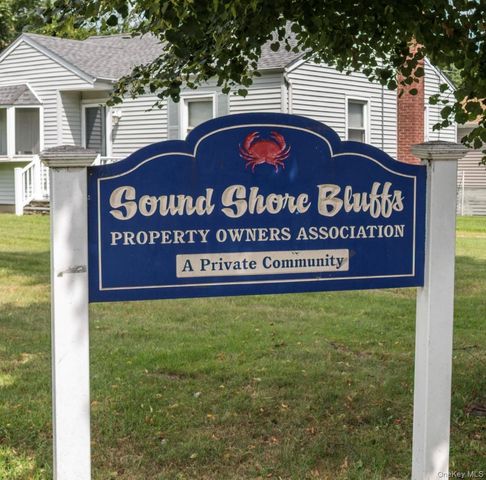 8 Goodwin Place, Northport, NY 11768