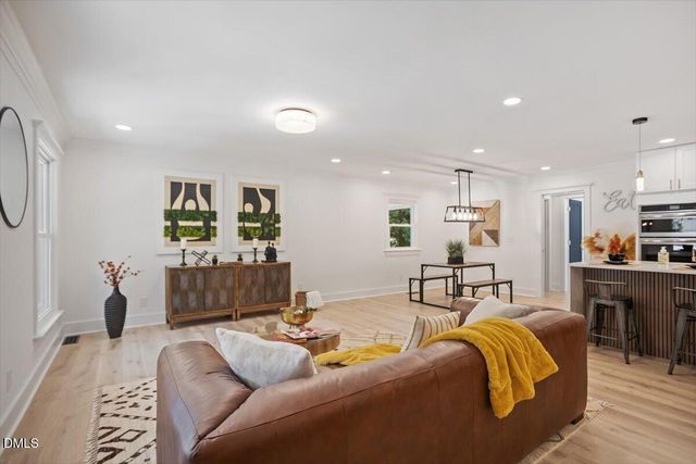 6033 N Hills Drive, Raleigh, NC 27609