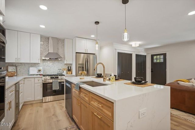 6033 N Hills Drive, Raleigh, NC 27609