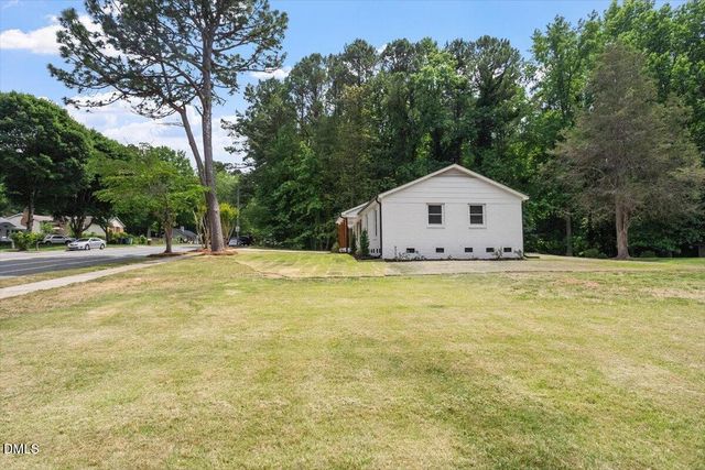 6033 N Hills Drive, Raleigh, NC 27609