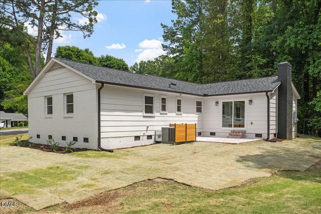 6033 N Hills Drive, Raleigh, NC 27609