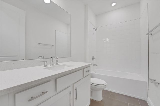 7438 SEA MANATEE STREET, Parrish, FL 34219