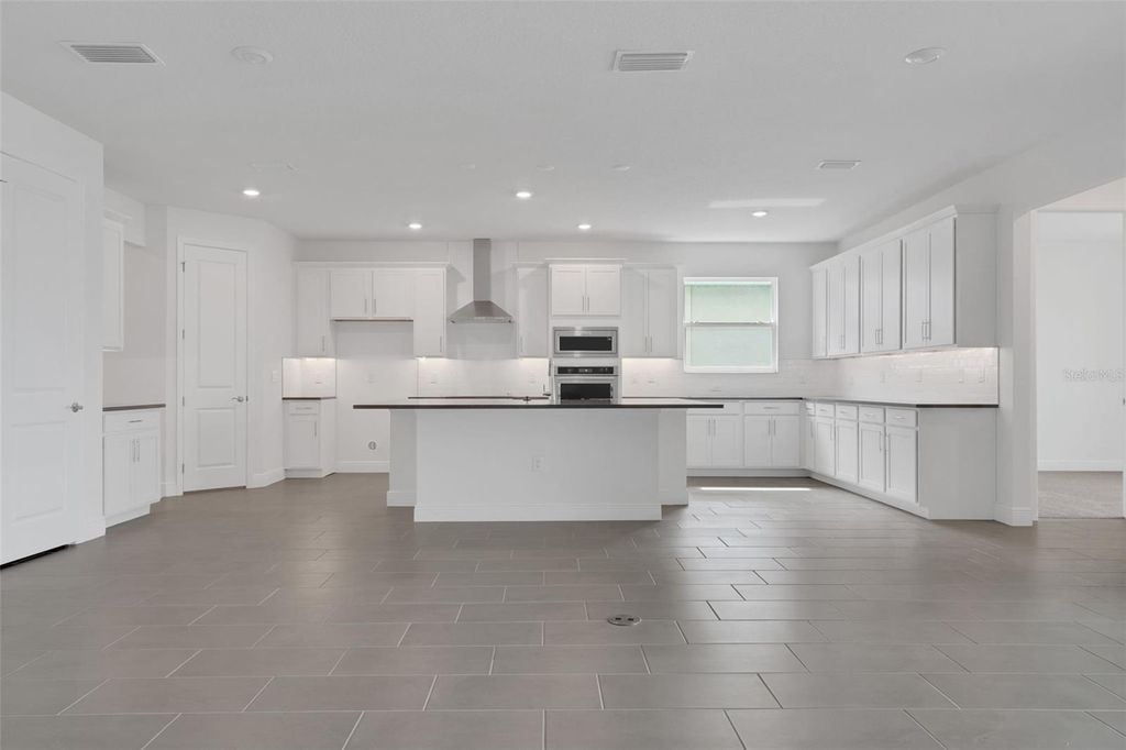 Image 18 of property listing at 7438 SEA MANATEE STREET, Parrish, FL 34219