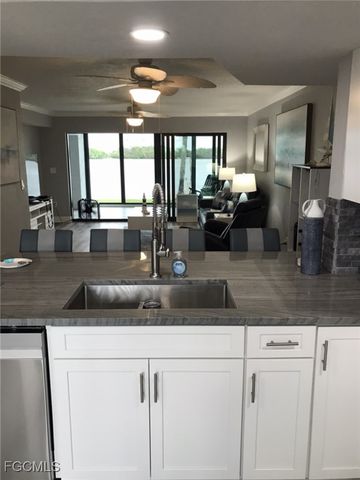 894 Buttonwood DR 115, Fort Myers Beach, FL 33931