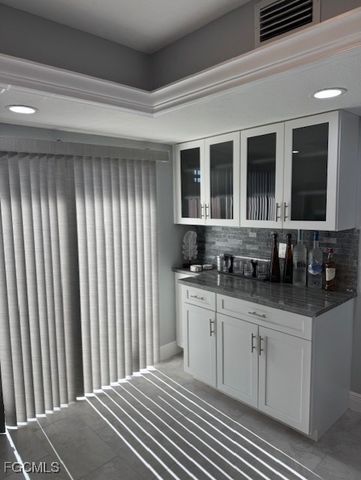 894 Buttonwood DR 115, Fort Myers Beach, FL 33931